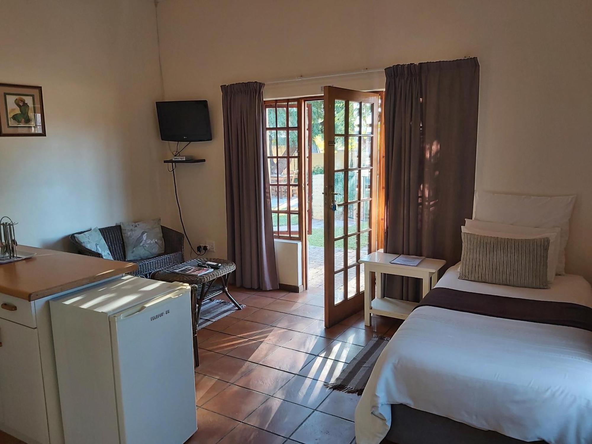 Libby'S Lodge Upington Szoba fotó